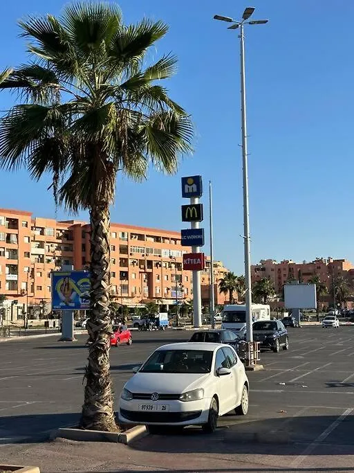 Rita : Vue, Piscine ,Confort ! Marraquexe Marrocos